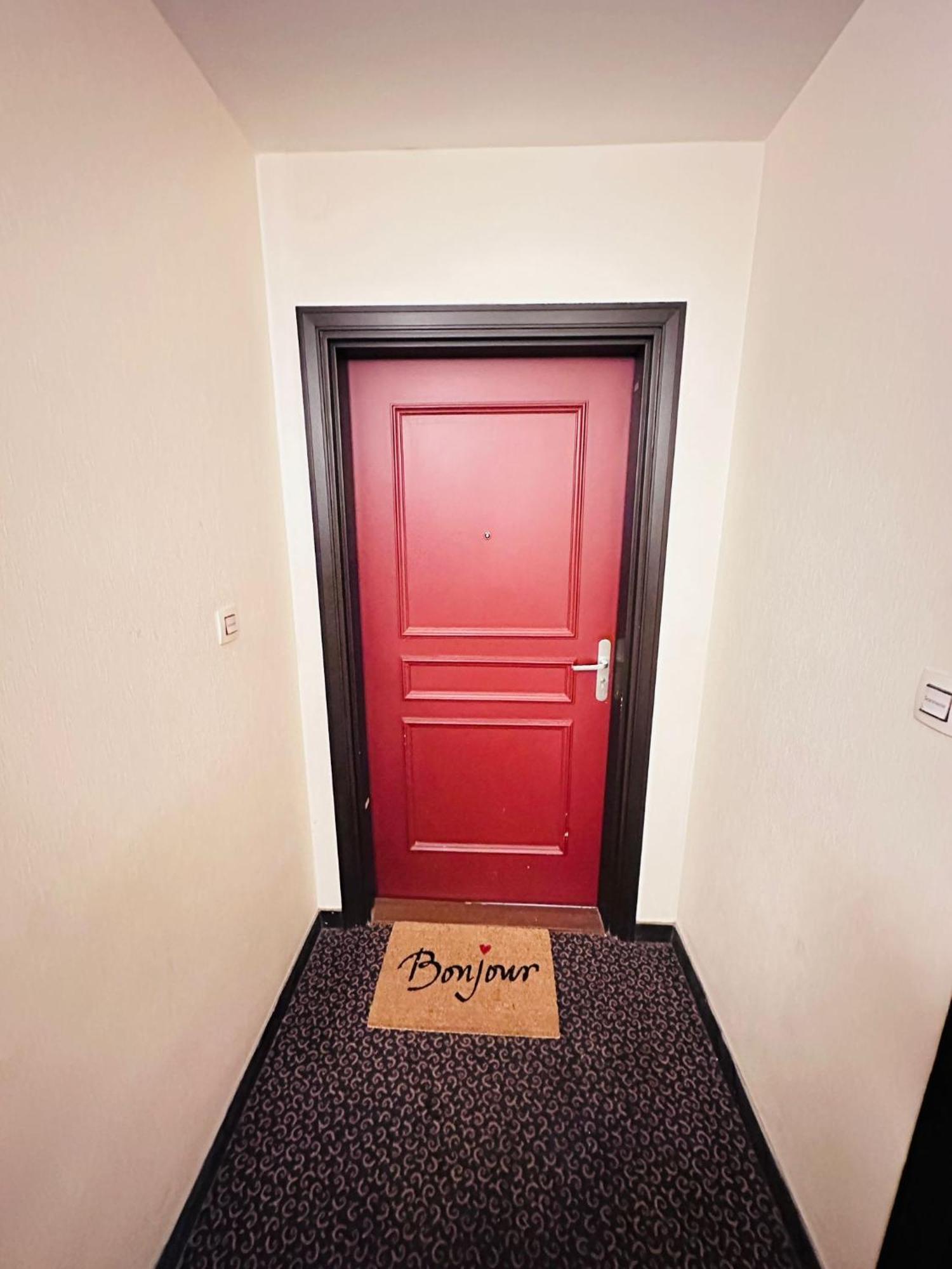 Apartmán Sri-Indo Bobigny Paris Exteriér fotografie