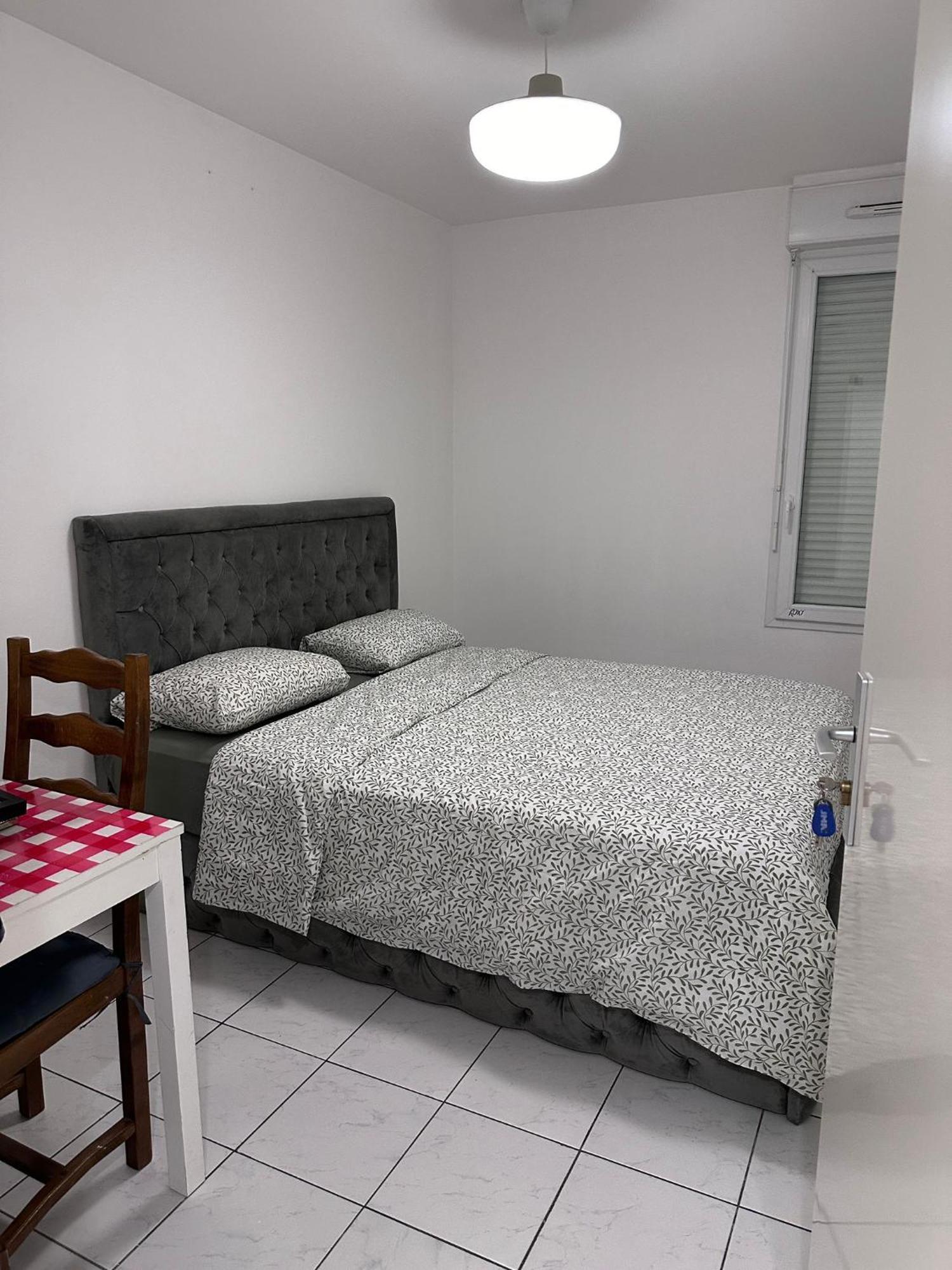 Apartmán Sri-Indo Bobigny Paris Exteriér fotografie